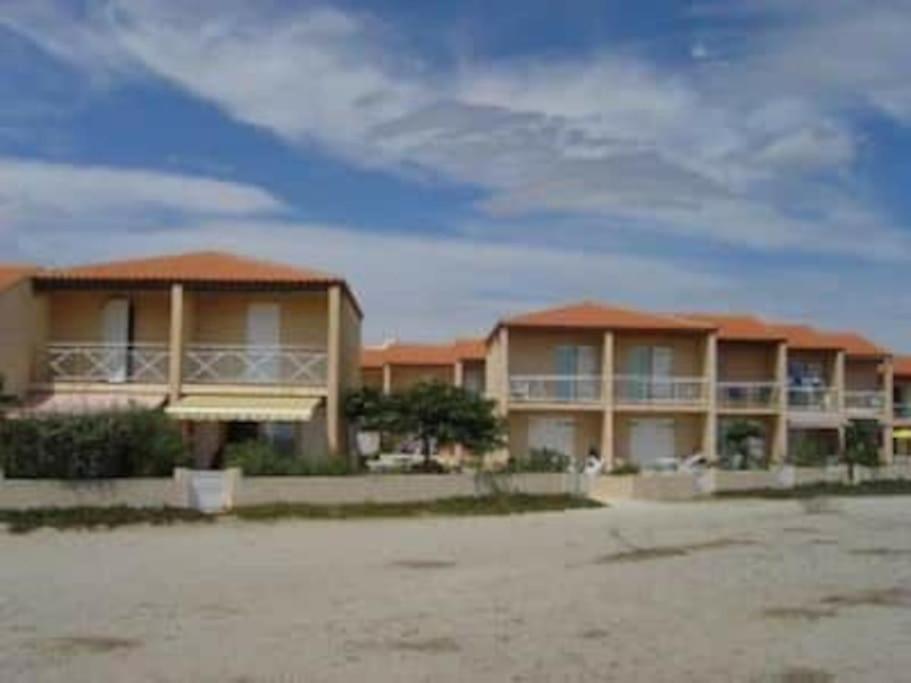 Villa Face A La Mer Sur Le Sable 8 Clim A L'Etage เลอบาร์กาแรส ภายนอก รูปภาพ