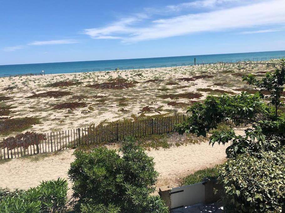 Villa Face A La Mer Sur Le Sable 8 Clim A L'Etage เลอบาร์กาแรส ภายนอก รูปภาพ